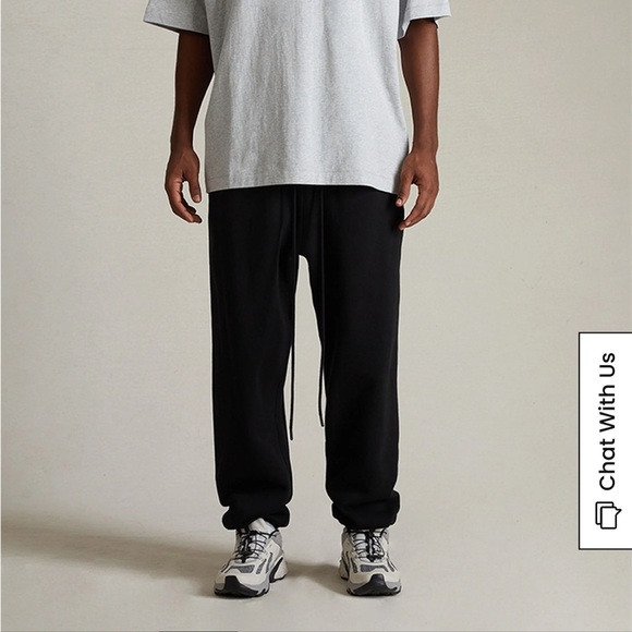 Fear of God Essentials Jet Black Sweatpants - Picture 1 of 8